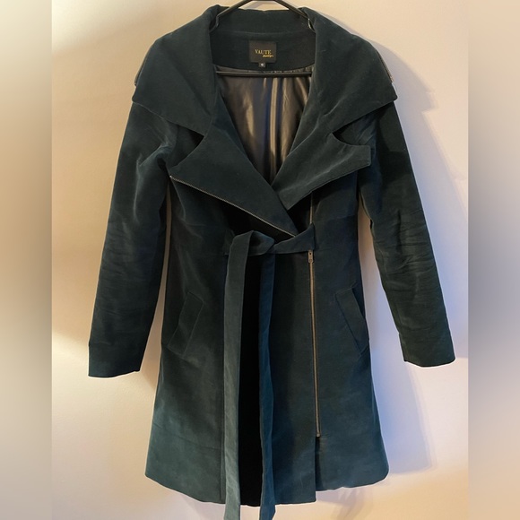 Vaute Couture- Green “Emily” coat! Vegan and made in NYC 💚 - Picture 2 of 6